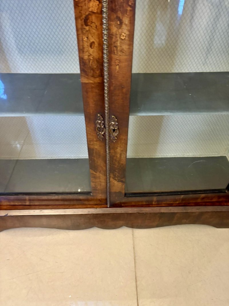 Antique Victorian Quality Figured Burr Walnut & Marquetry Inlaid Display Cabinet